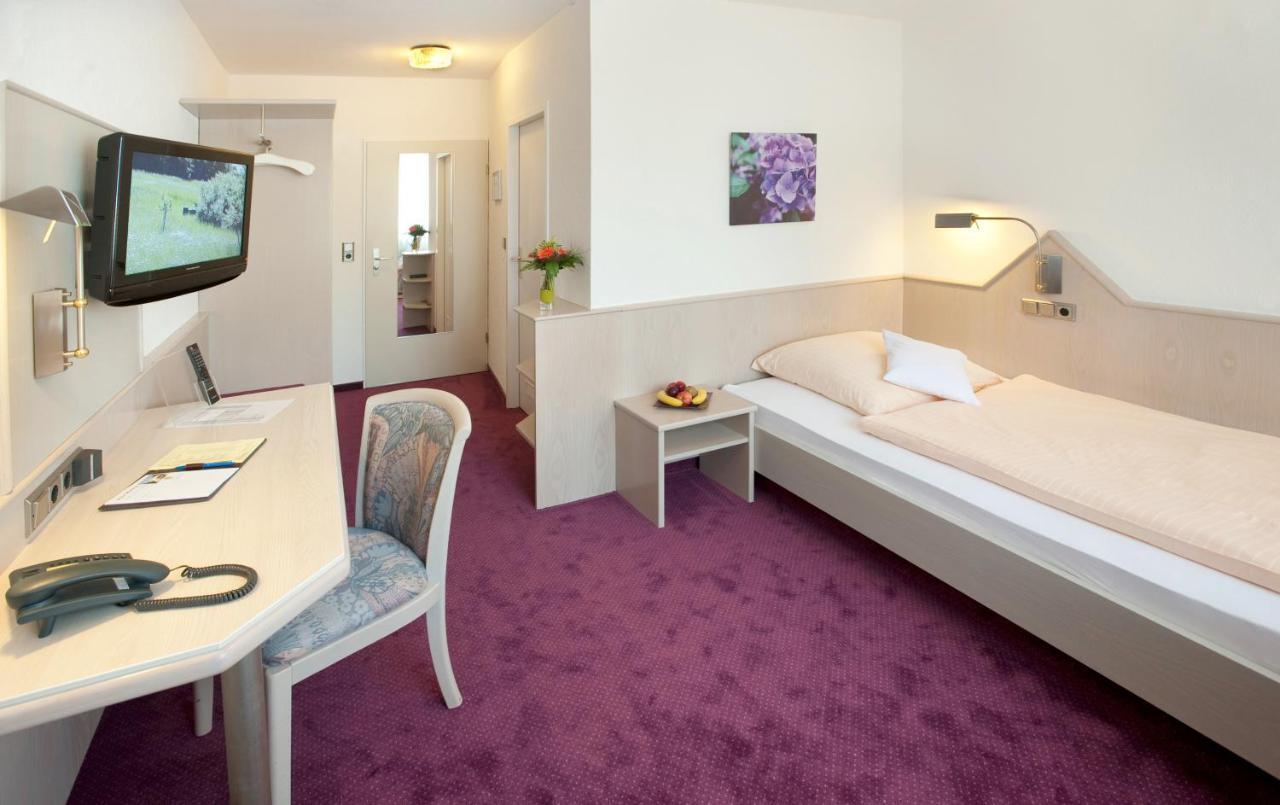 Hotel Malchen Garni Seeheim-Jugenheim Room photo